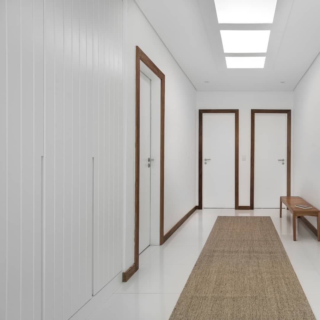 Portas Ripadas com Puxadores